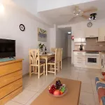 Lovely 1 Bedroom Communal Heated Pool * Los Cristianos (Tenerife)
